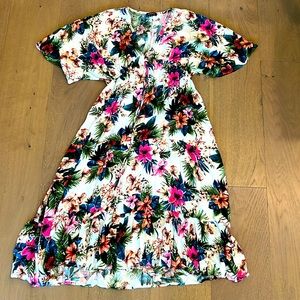 Floral maternity maxi dress